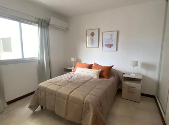 Hermoso Departamento Centrico Con Estacionamiento