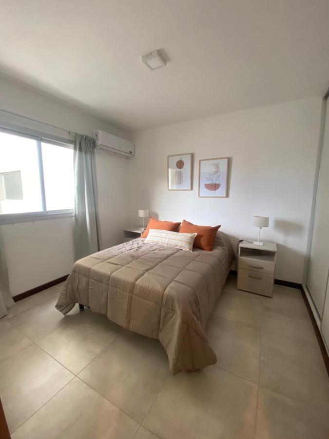 Hermoso Departamento Centrico Con Estacionamiento Apartment Parana
